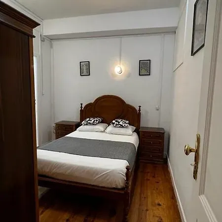 Δωμάτια σε οικογενειακή κατοικία Apartamento Conde Do Redondo *