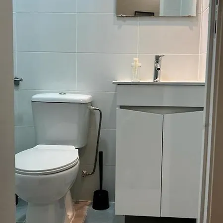 Δωμάτια σε οικογενειακή κατοικία Apartamento Conde Do Redondo Lisboa