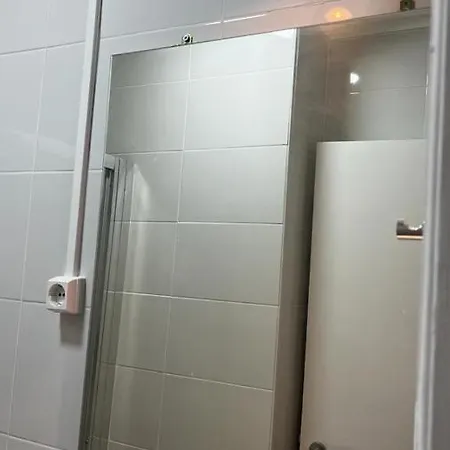 Apartamento Conde Do Redondo * 리스본